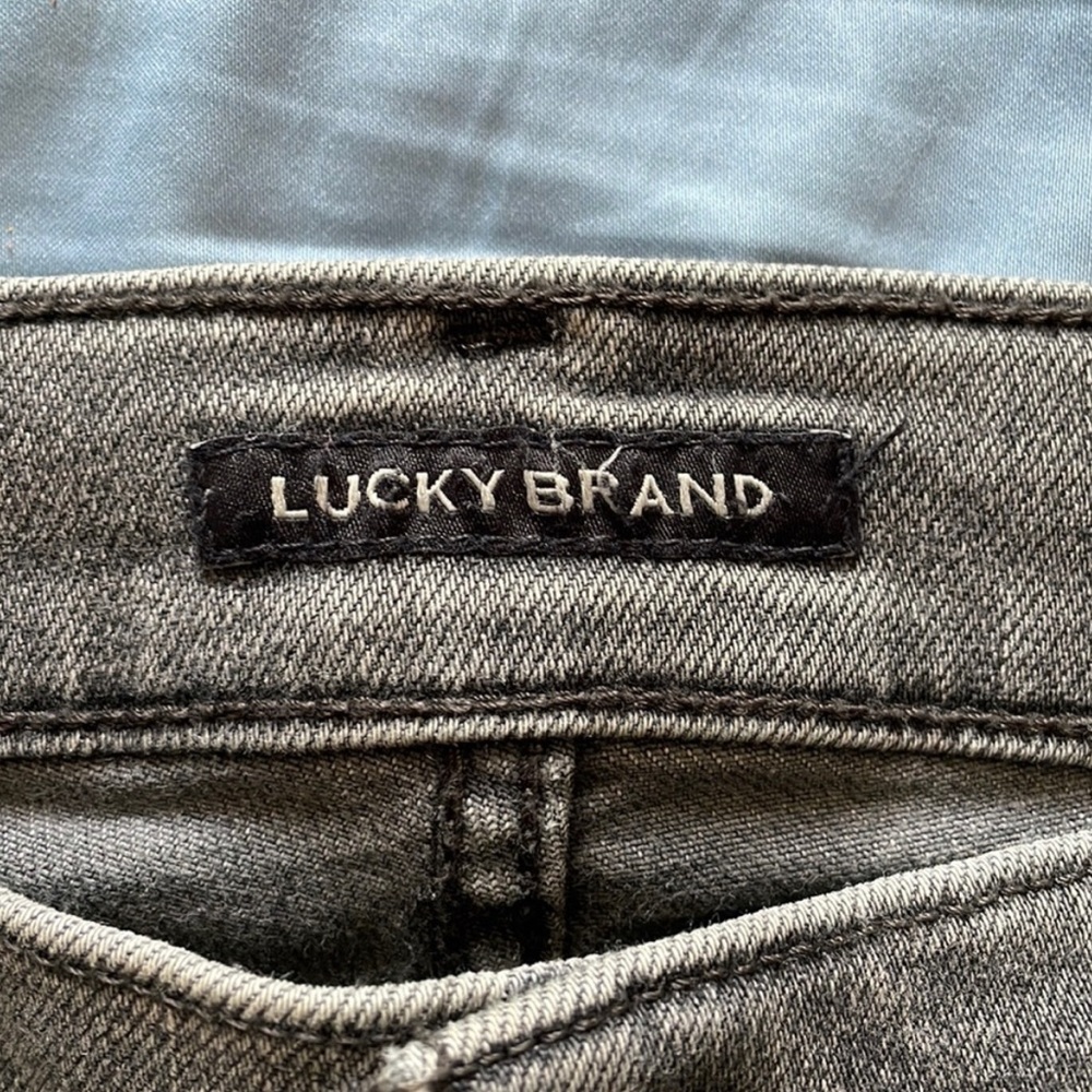 Jeans - Picture 3 of 4